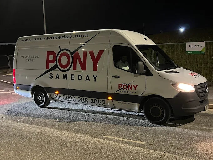 Why Top UK Businesses Rely on Same Day Delivery Services Every Day