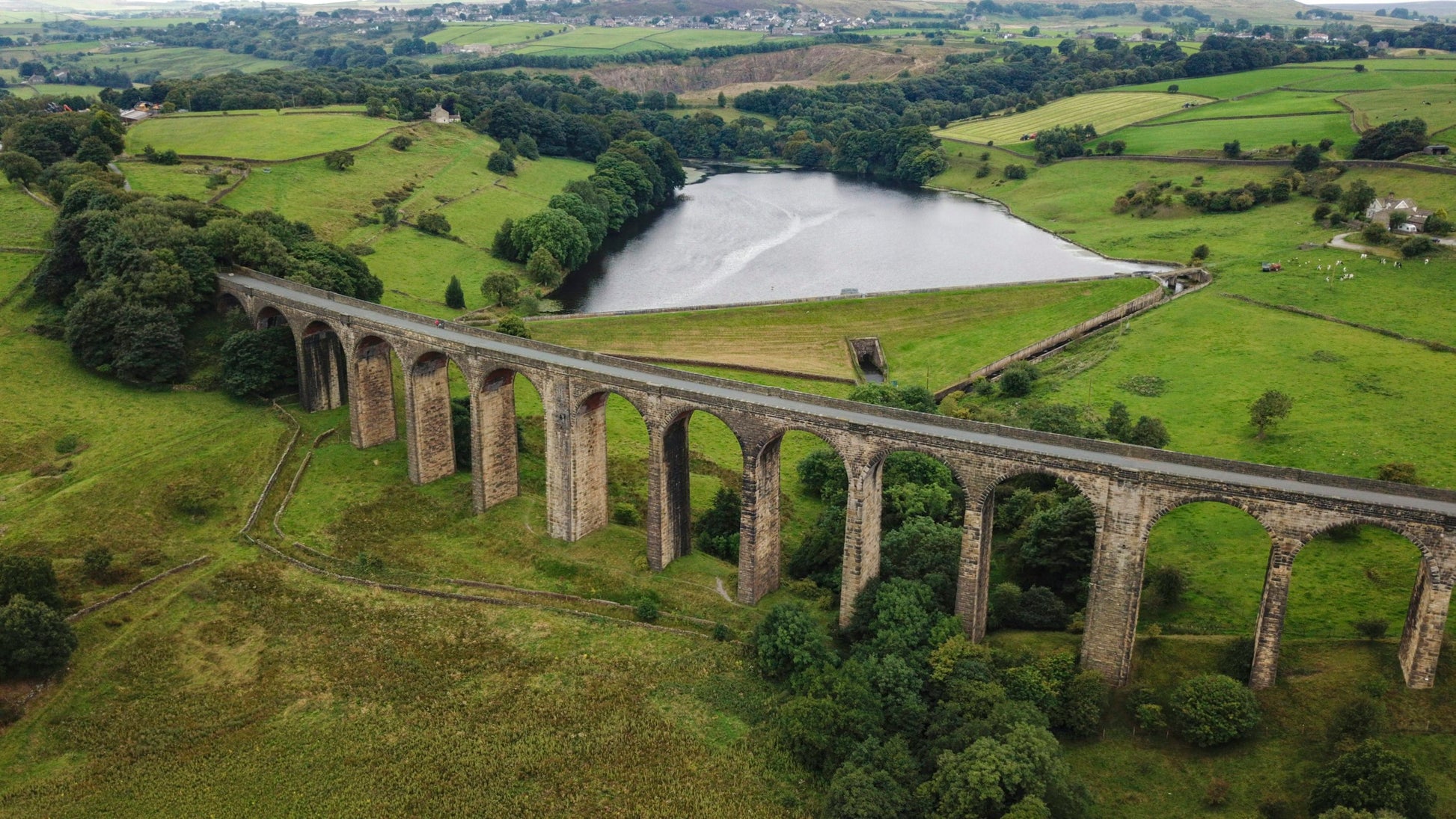 Same Day Courier Bradford — Wilsden, West Yorkshire